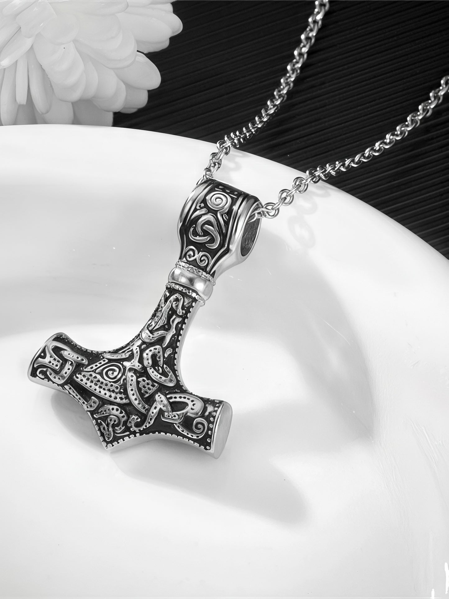 MJÖLLNIR REX.