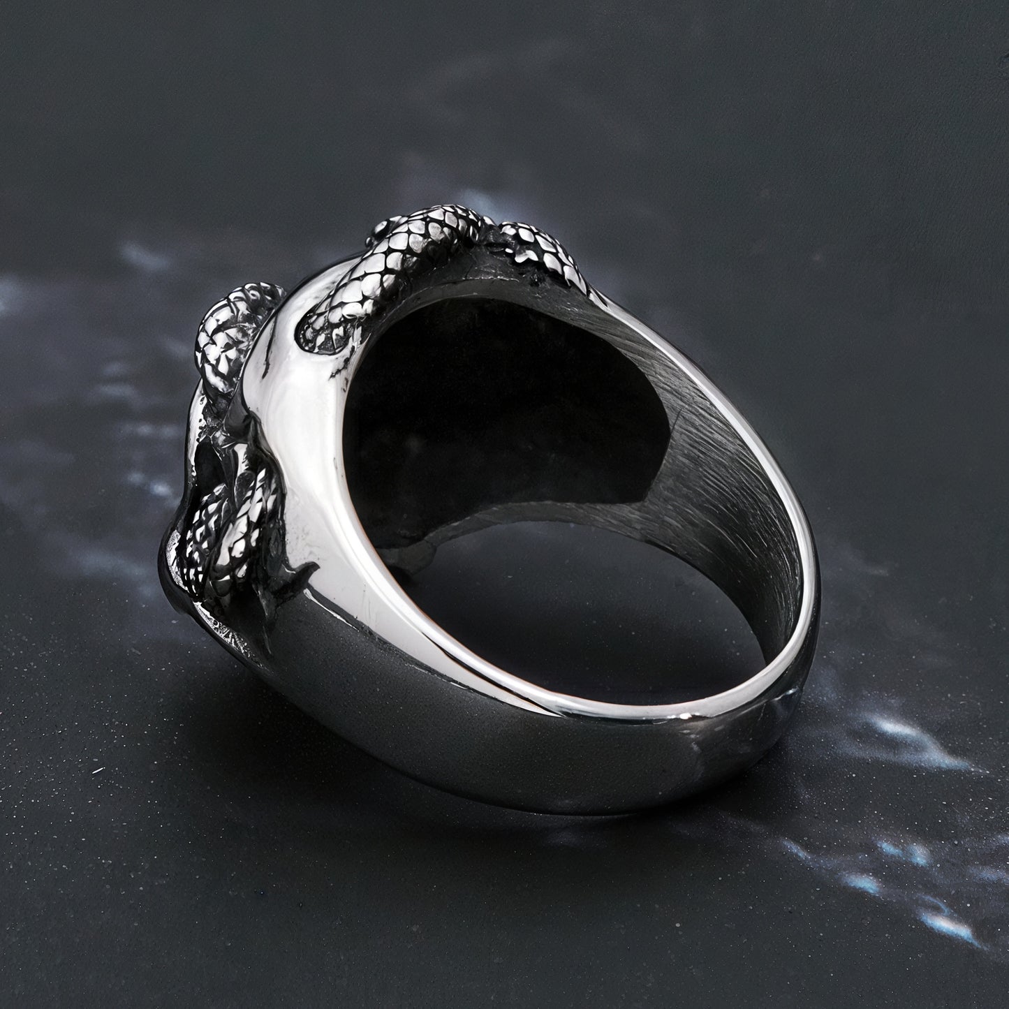 SERPENTIS.
