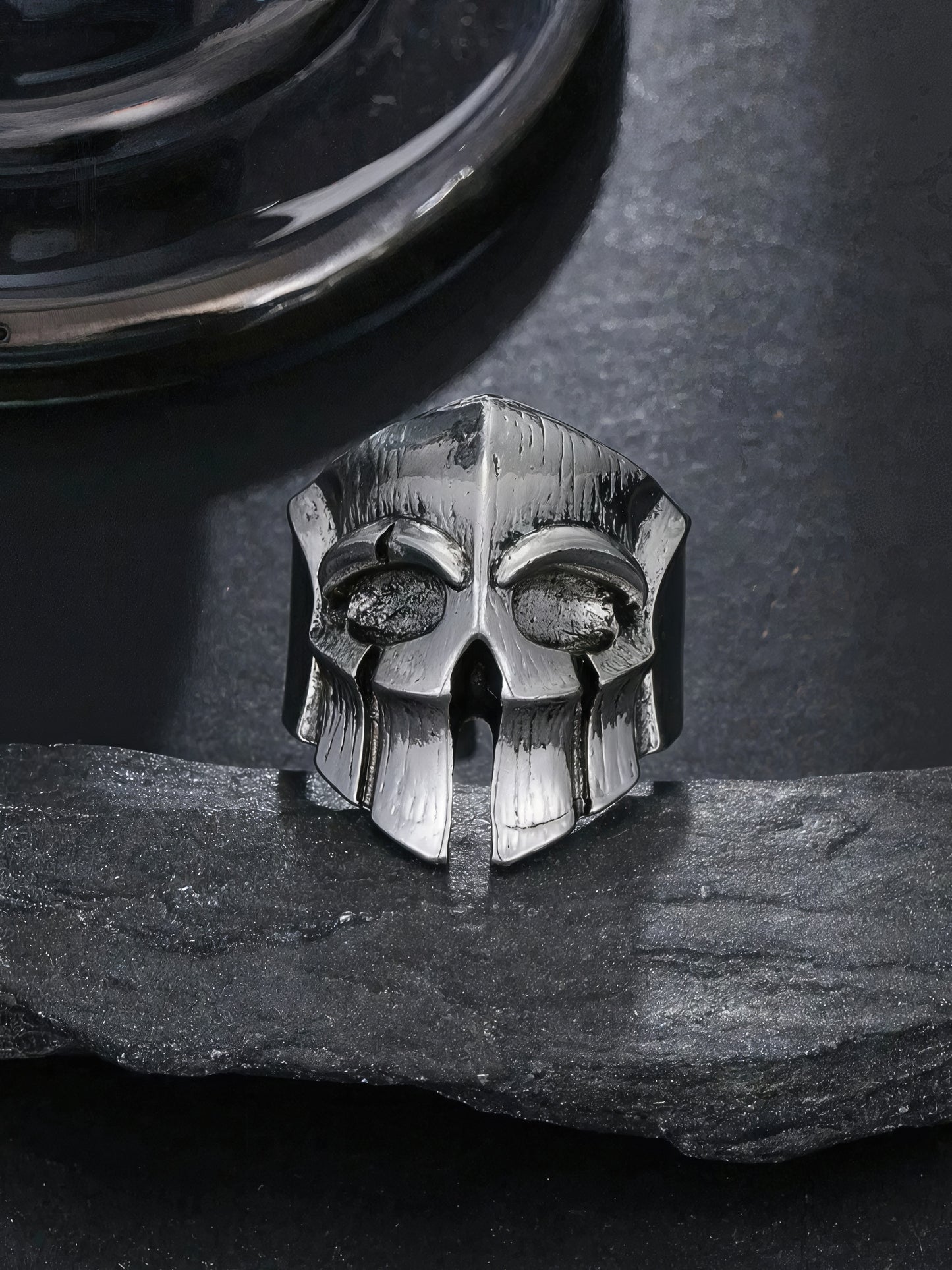 NOXHELM.