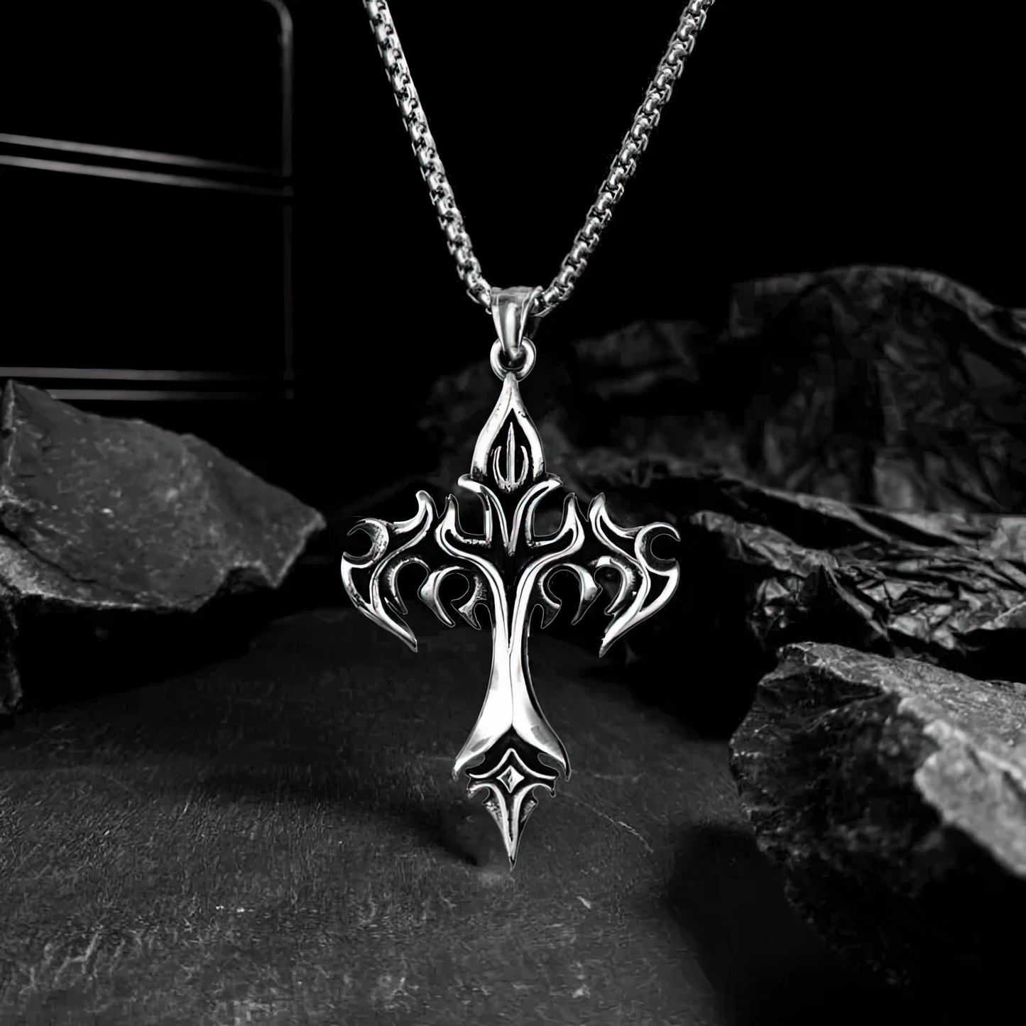 CRUX UMBRAE.